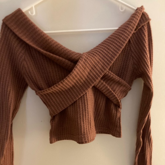 Shien small off shoulder top - Picture 2 of 6